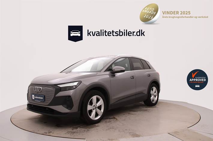 Grå Audi Q4 fra 2023 set udefra