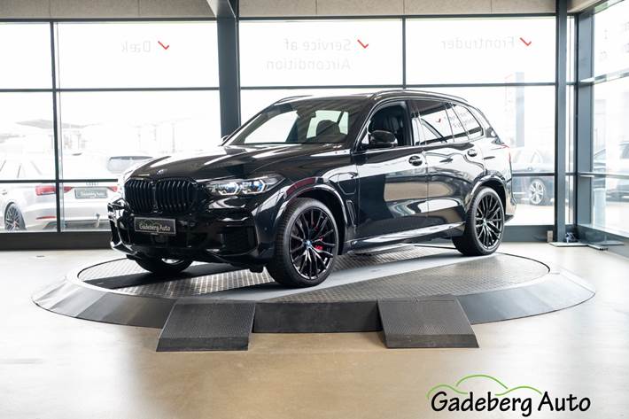 Sort BMW X5 fra 2021