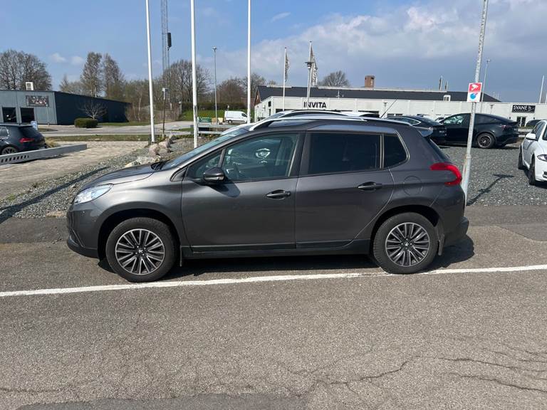 Peugeot 2008 1,2 VTi 82 Allure Sky