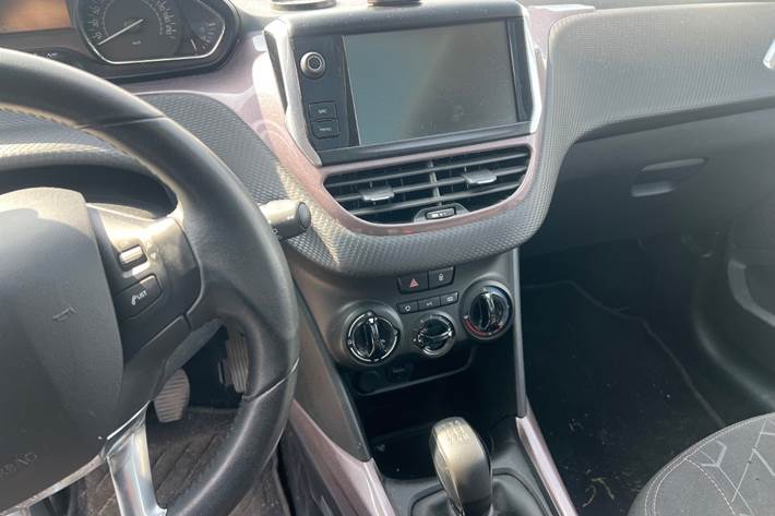 undefined Peugeot 2008 fra 2015