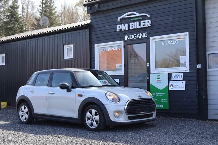 Hvid Mini Cooper fra 2018