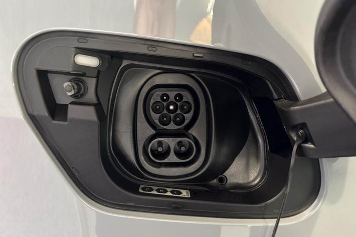 Grå Cupra Born fra 2022