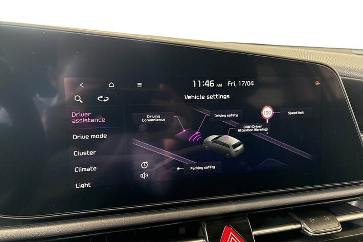 Hvid Kia Niro fra 2025