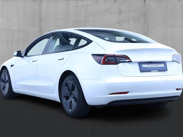Tesla Model 3 Standard Range+ RWD