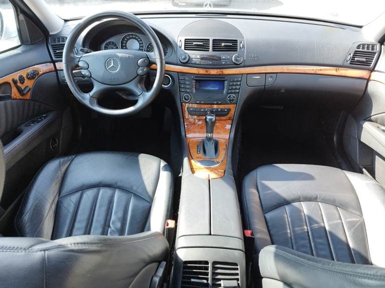 Mercedes E280 3,0 Elegance aut.