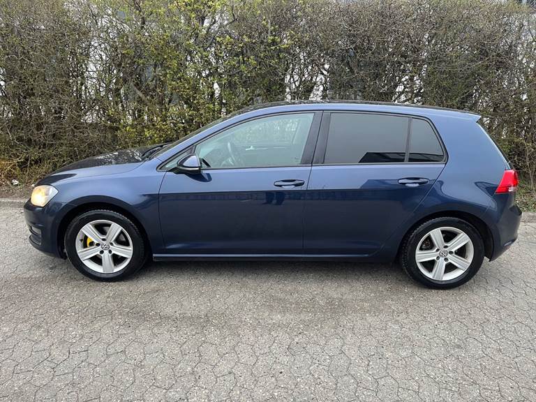 VW Golf VII 1,4 TSi 140 Highline DSG BMT