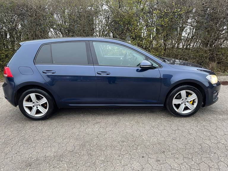 VW Golf VII 1,4 TSi 140 Highline DSG BMT