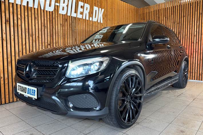 Sort Mercedes GLC220 d fra 2016 set udefra