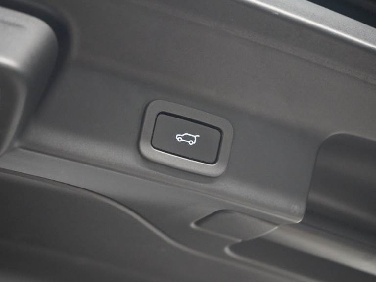 Jaguar F-Pace 2,0 D180 Pure aut.