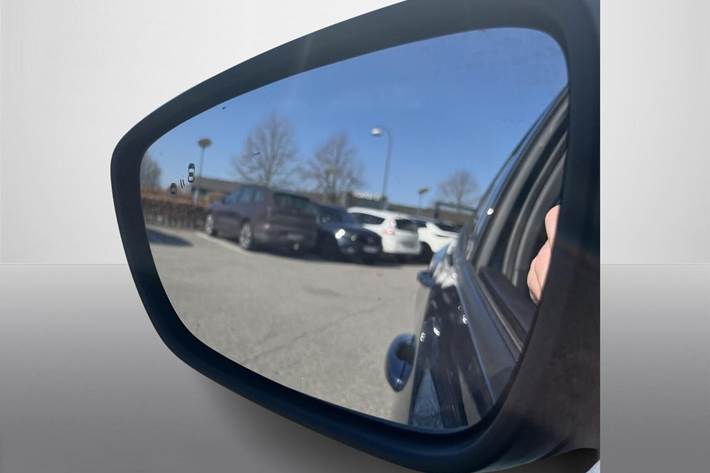 Blå Ford Focus fra 2023