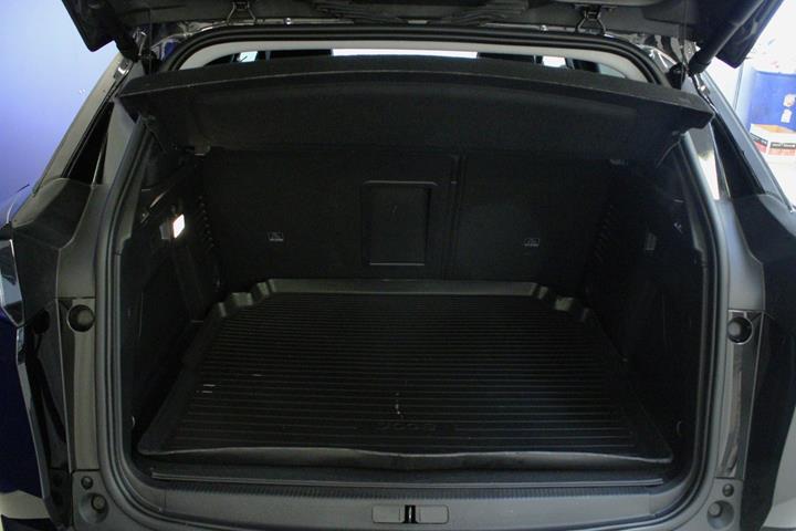Sort Peugeot 3008 fra 2022