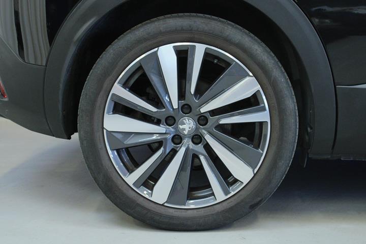 Sort Peugeot 3008 fra 2022