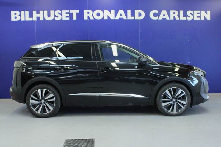 Sort Peugeot 3008 fra 2022