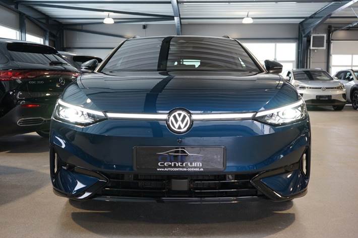 Blå VW ID.7 fra 2025