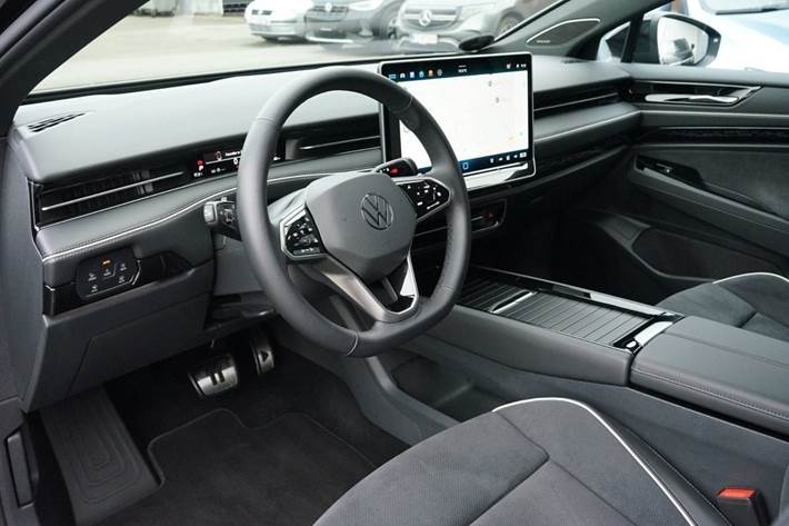 Blå VW ID.7 fra 2025