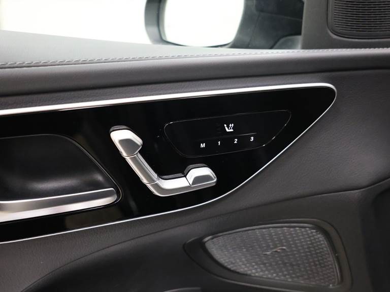 Mercedes C300 e 2,0 AMG Line stc. aut.