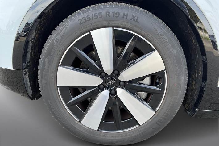 Hvid Ford Capri fra 2025