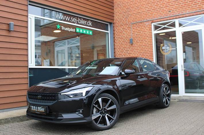 Sort Polestar 2 fra 2023