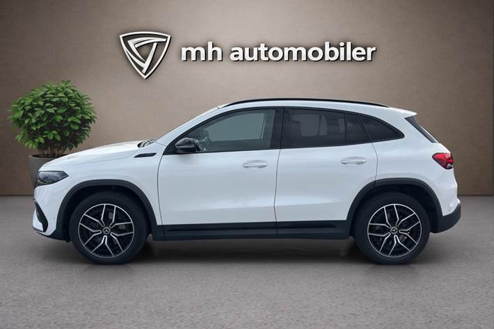 Hvid Mercedes EQA250 fra 2021