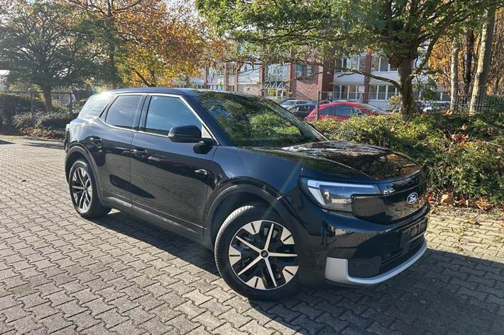 Sort Ford Explorer fra 2025