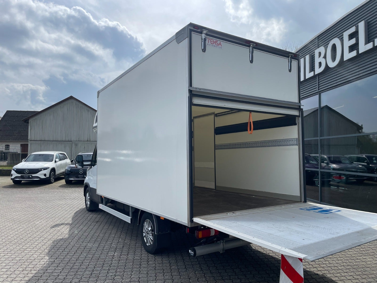 Hvid Iveco Daily fra 2025