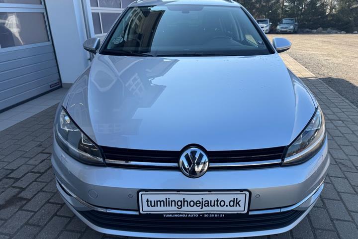 Sølv VW Golf VII fra 2018