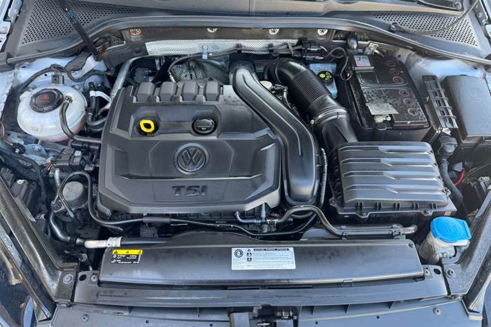 Sølv VW Golf VII fra 2018