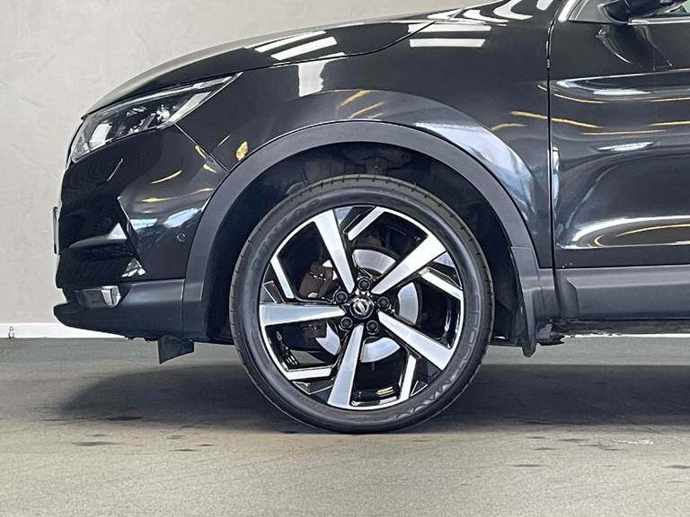 Nissan Qashqai 1,2 Dig-T Tekna+ 115HK 5d 6g