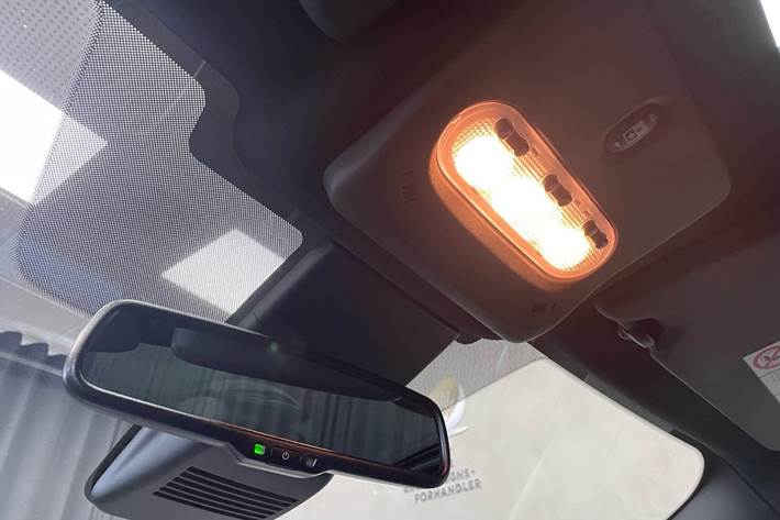 Sort Nissan Qashqai fra 2018