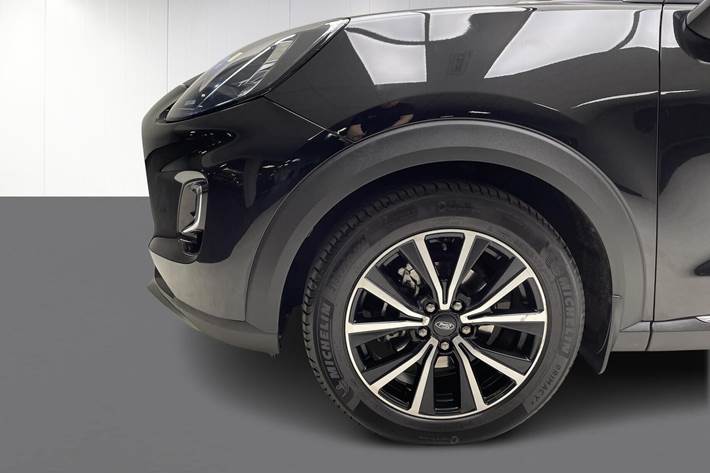 Sort Ford Puma fra 2021