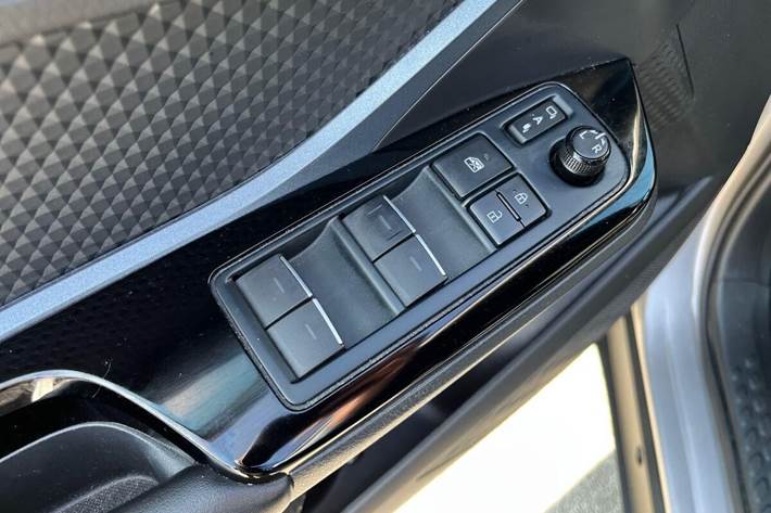 undefined Toyota C-HR fra 2021