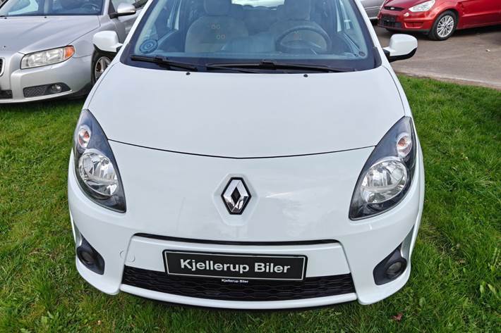Gul Renault Twingo fra 2011