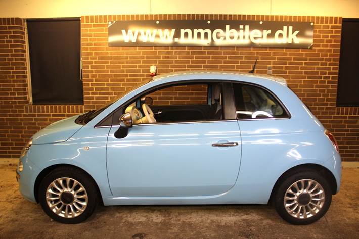 Blå Fiat 500 fra 2015