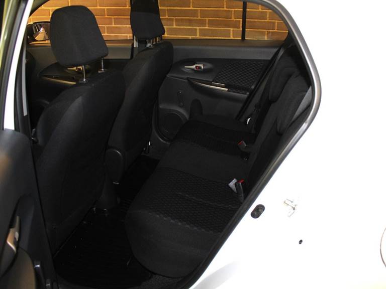 Toyota Urban Cruiser 1,3 VVT-i T1