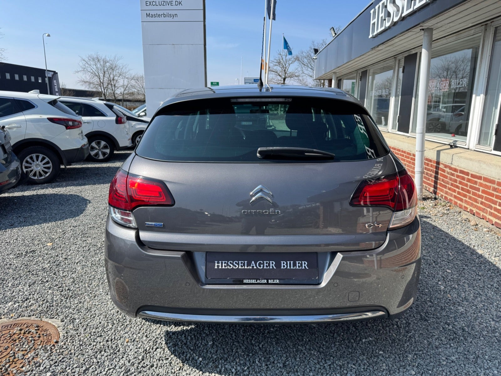 Grå Citroën C4 fra 2016