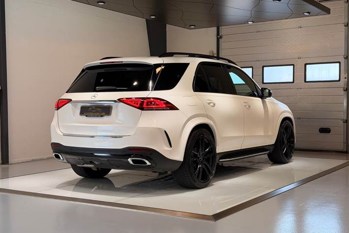 Hvid Mercedes GLE350 de fra 2021