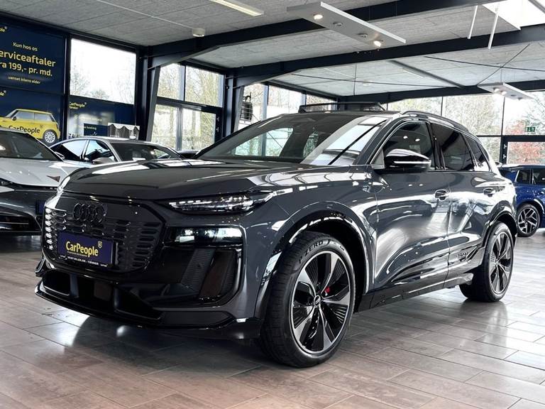 Audi Q6 e-tron Ultra quattro Van