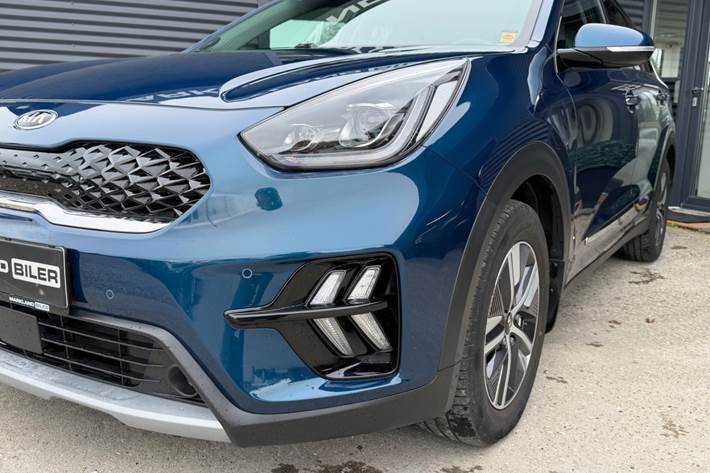 Blå Kia Niro fra 2021