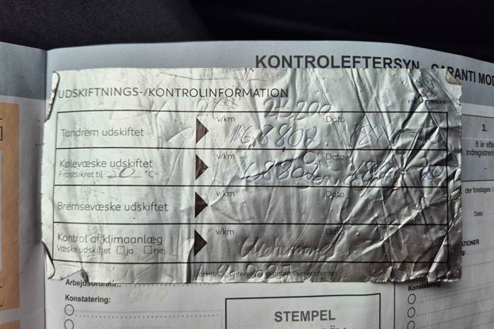 Grå Citroën Grand C4 Picasso fra 2015