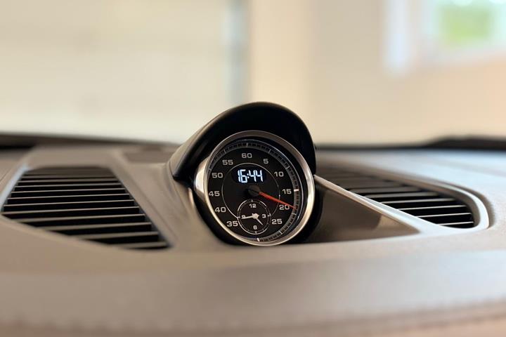 Sort Porsche 911 Carrera 4S fra 2015