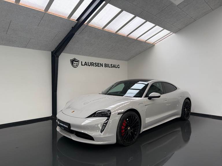 Porsche Taycan 4S Performance+