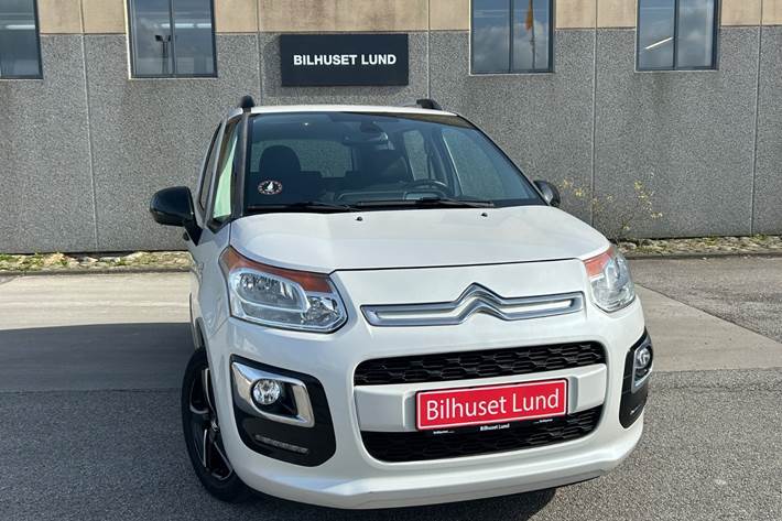 Hvid Citroën C3 Picasso fra 2016 set udefra