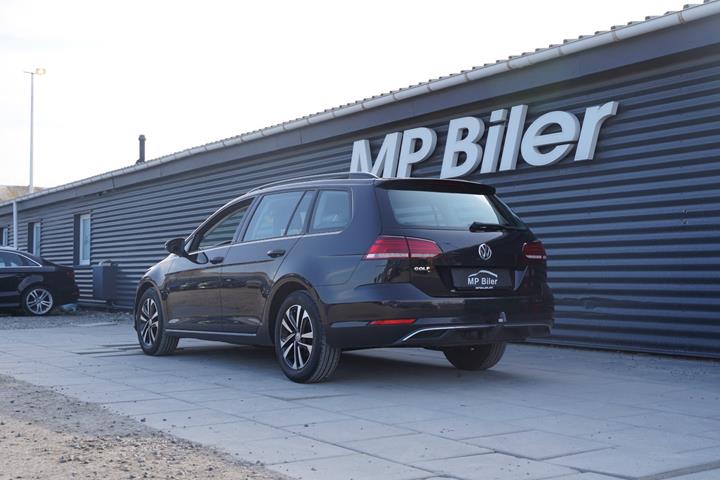 Sort VW Golf VII fra 2019
