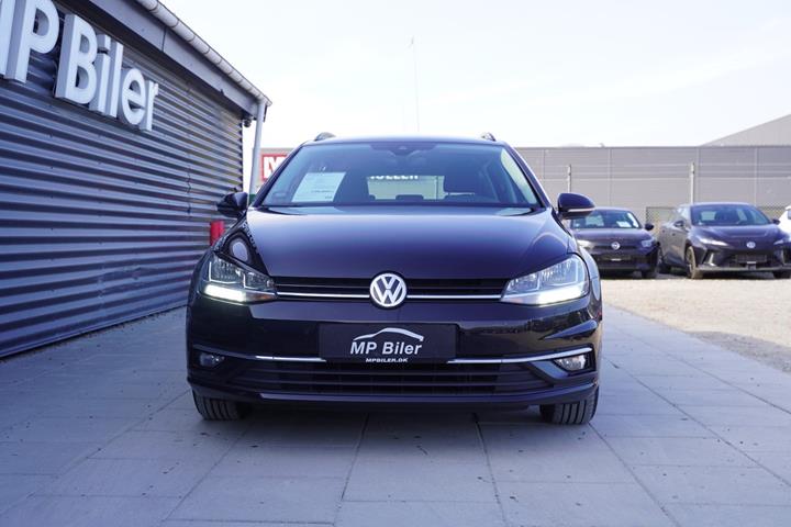 Sort VW Golf VII fra 2019