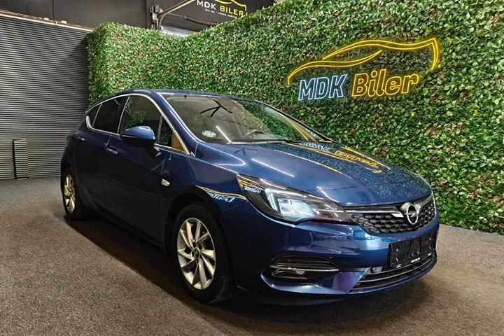 undefined Opel Astra fra 2020 set udefra