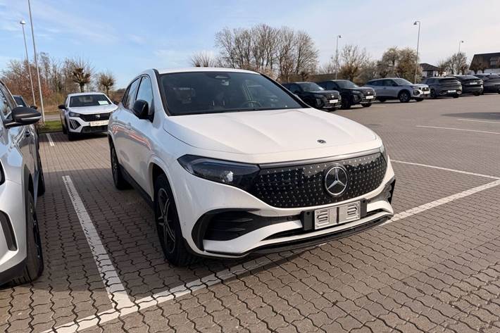 Hvid Mercedes EQA250+ fra 2025