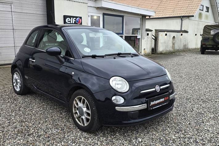 Blå Fiat 500 fra 2012