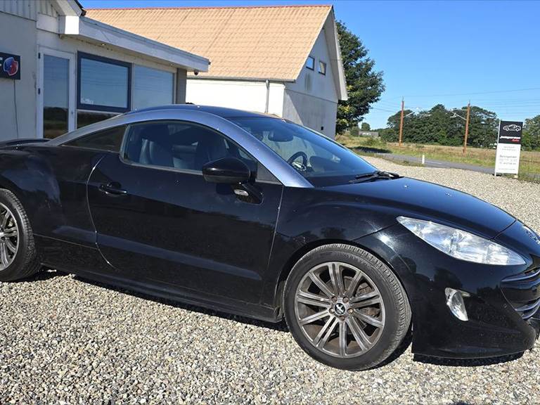 Peugeot RCZ Fræk velkørende bil.
