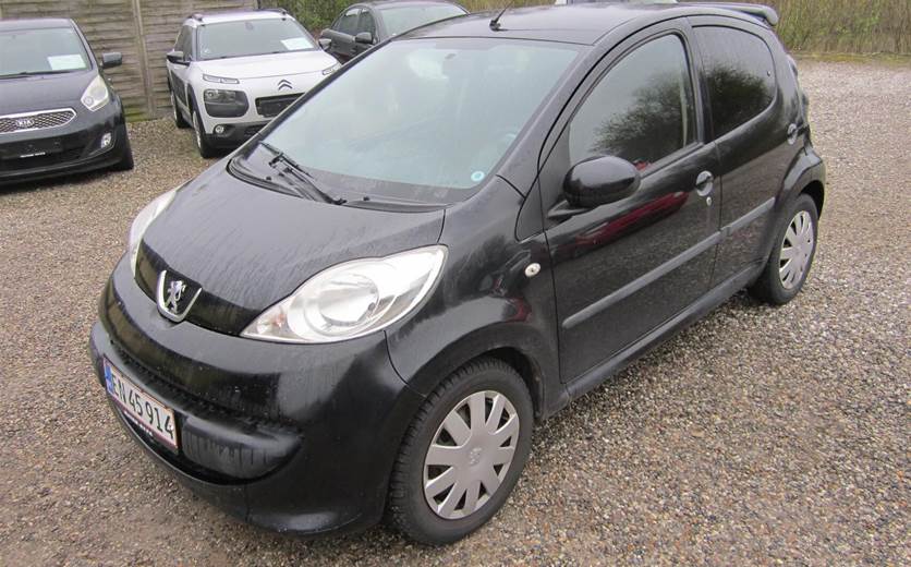 Peugeot 107 1,0 12V Trendy 68HK 5d