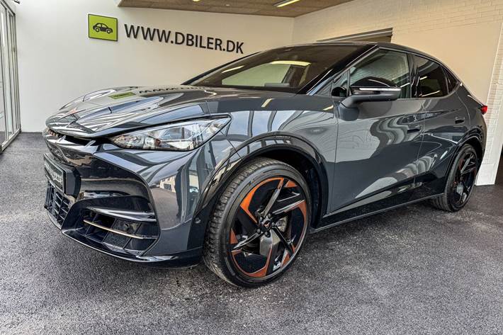 Grå Cupra Tavascan fra 2025